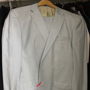 Men’s suit